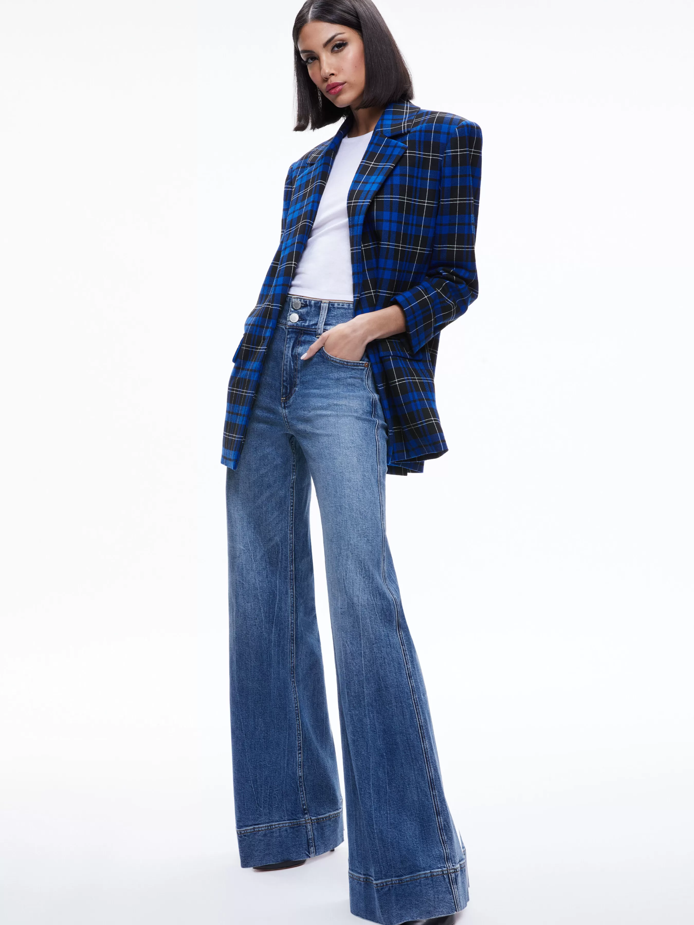 Alice and Olivia ASHLEY OVERSIZED BLAZER + CADY HIGH WAISTED SHORT