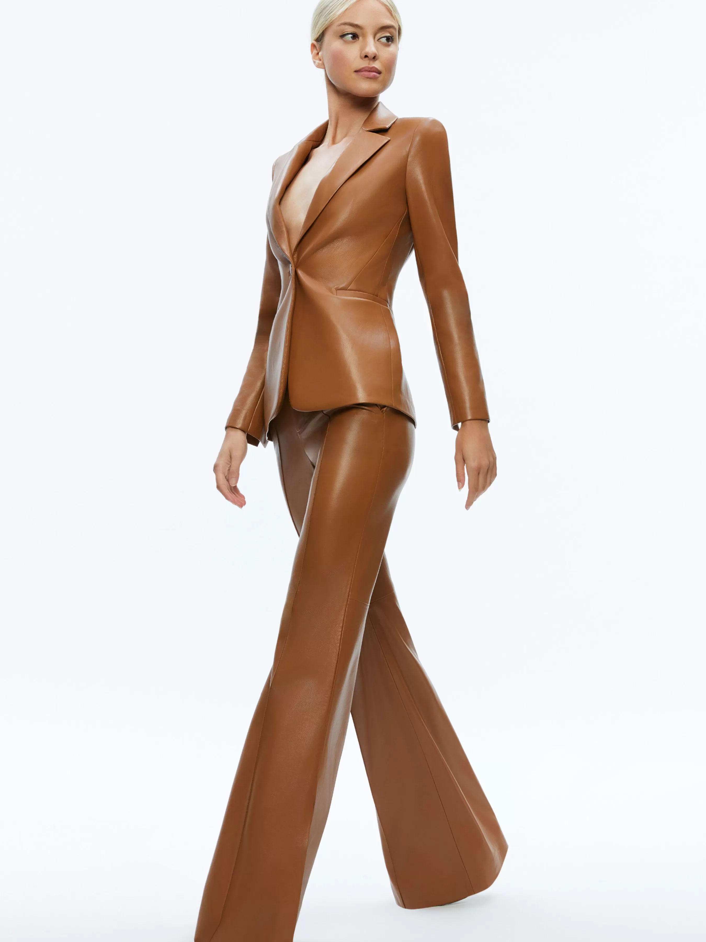 Alice and Olivia MACEY FITTED VEGAN LEATHER BLAZER + DANETTE VEGAN LEATHER SPLIT HEM TROUSERS